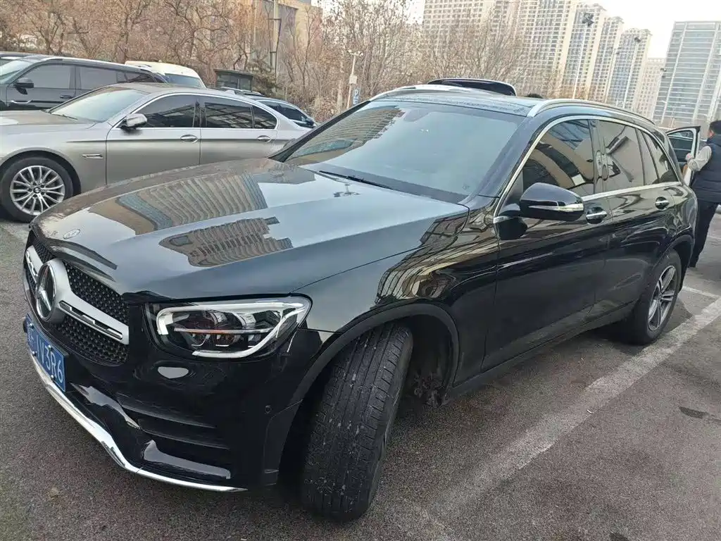 Mercedes-Benz GLC 260 L 4MATIC Luxury