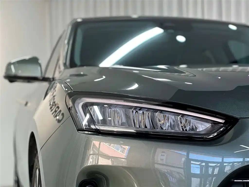 AITO M5 2022 EREV AWD Flagship Edition