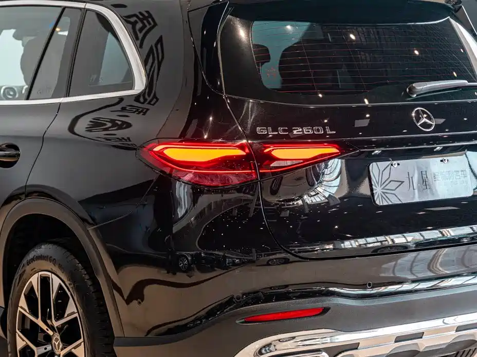 Mercedes-Benz GLC 2025 GLC 260 L 4MATIC Dynamic Model