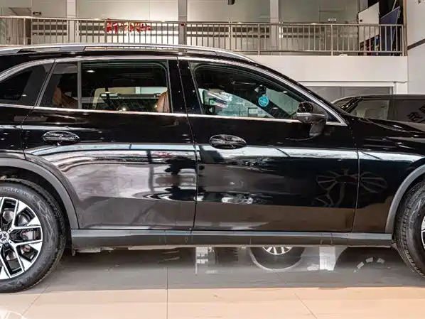 Mercedes-Benz GLC 2025 GLC 260 L 4MATIC Dynamic Model