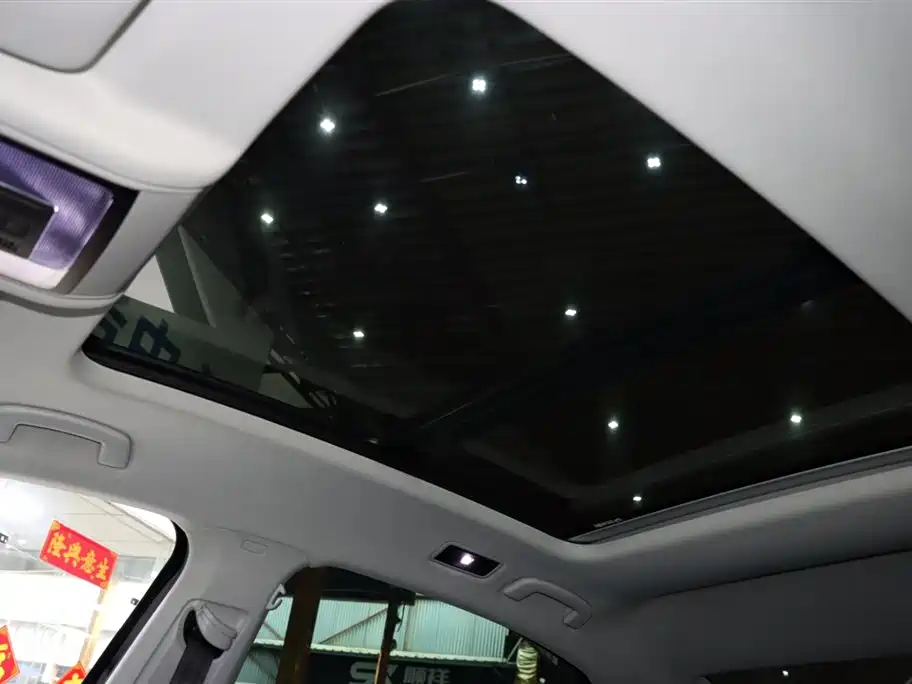 Passat 2023 Facelift 330TSI Luxury Edition