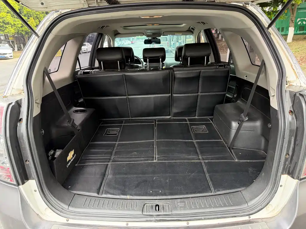 Chevrolet Captiva 2014 2.4L AWD Flagship Edition 7-Seater