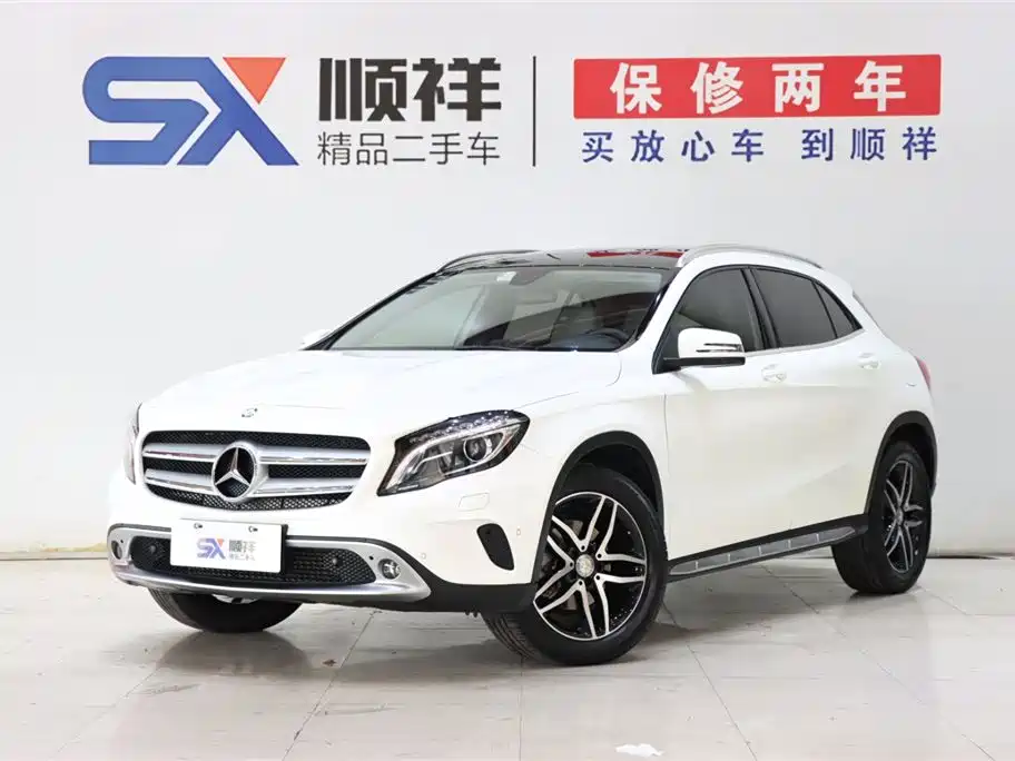 Mercedes-Benz GLA 2015 GLA 200 Fashion Edition