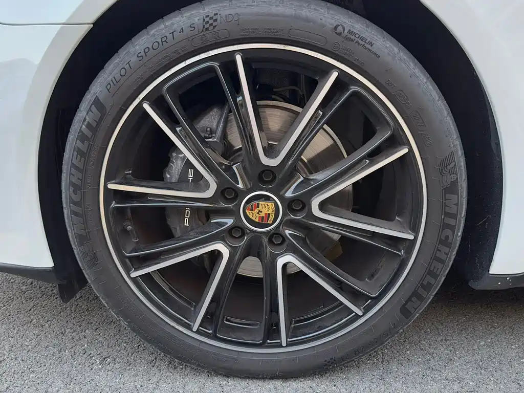 Porsche Panamera 2023 Panamera 2.9T Platinum Edition