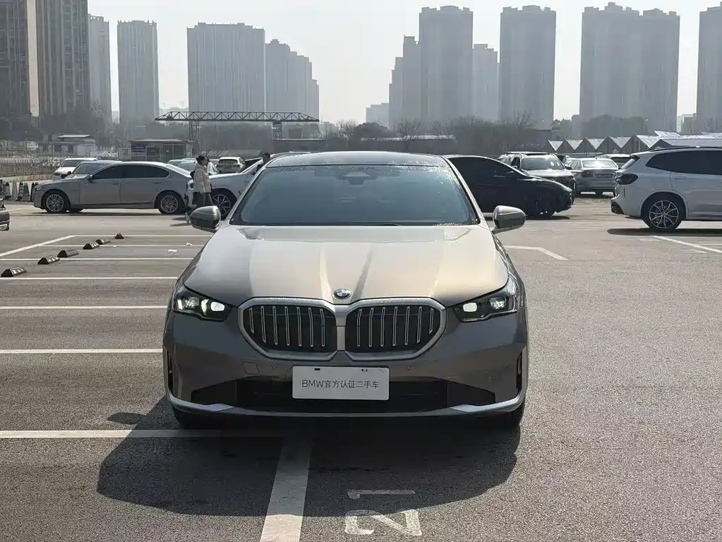 BMW 5 Series 2024 530Li Leading Edition Luxury Package