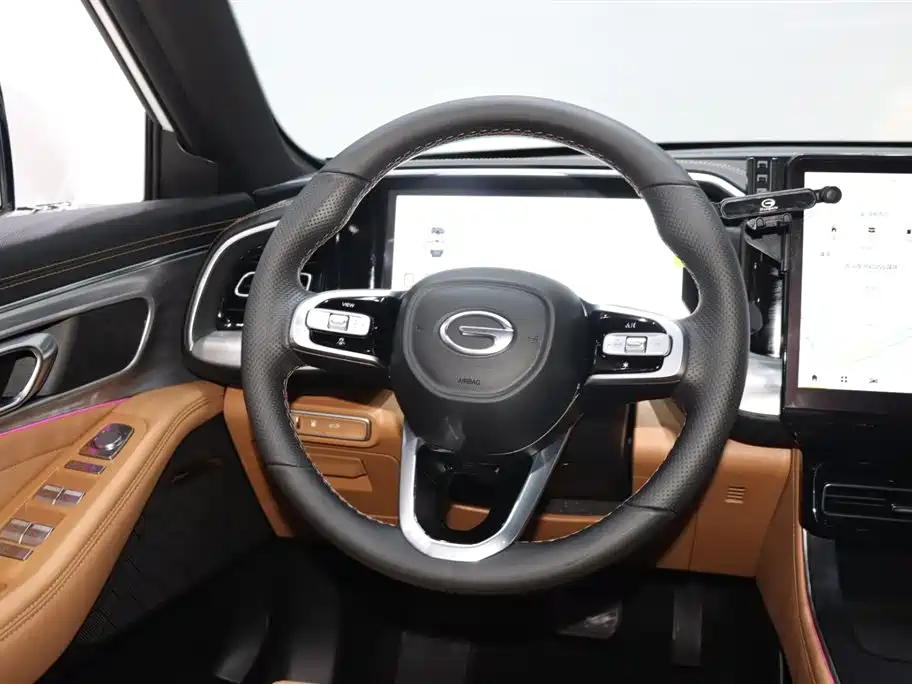 GAC Trumpchi GS8 2025 Navigator Series 2.0TGDI FWD Luxury Edition 5-Seater