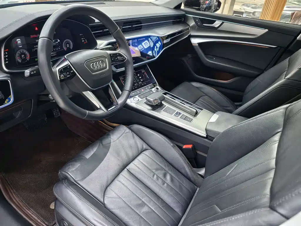 Audi A6L 2020 45 TFSI Zhenxuan Zhiya Edition