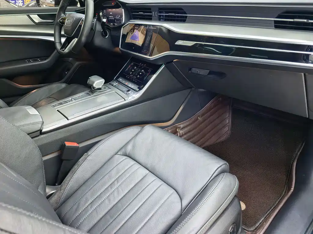 Audi A6L 2020 45 TFSI Zhenxuan Zhiya Edition