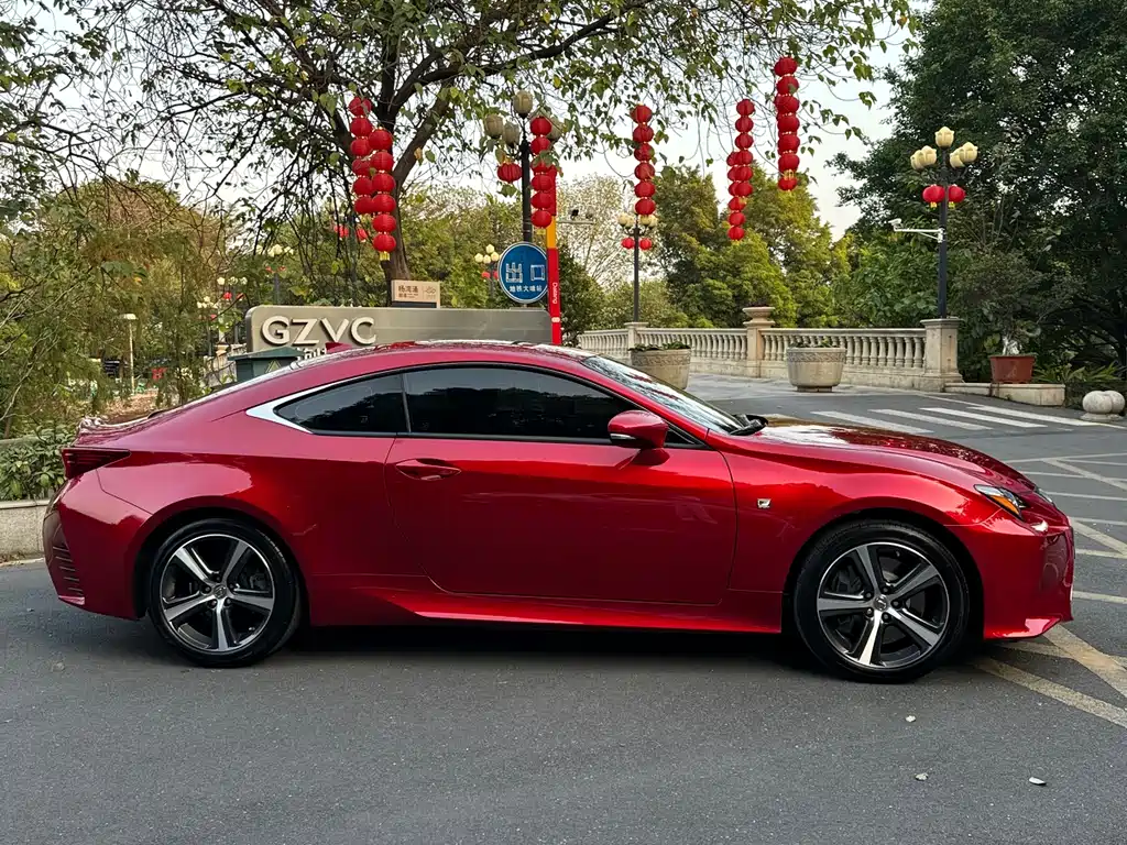 Lexus RC 300 F SPORT 2018