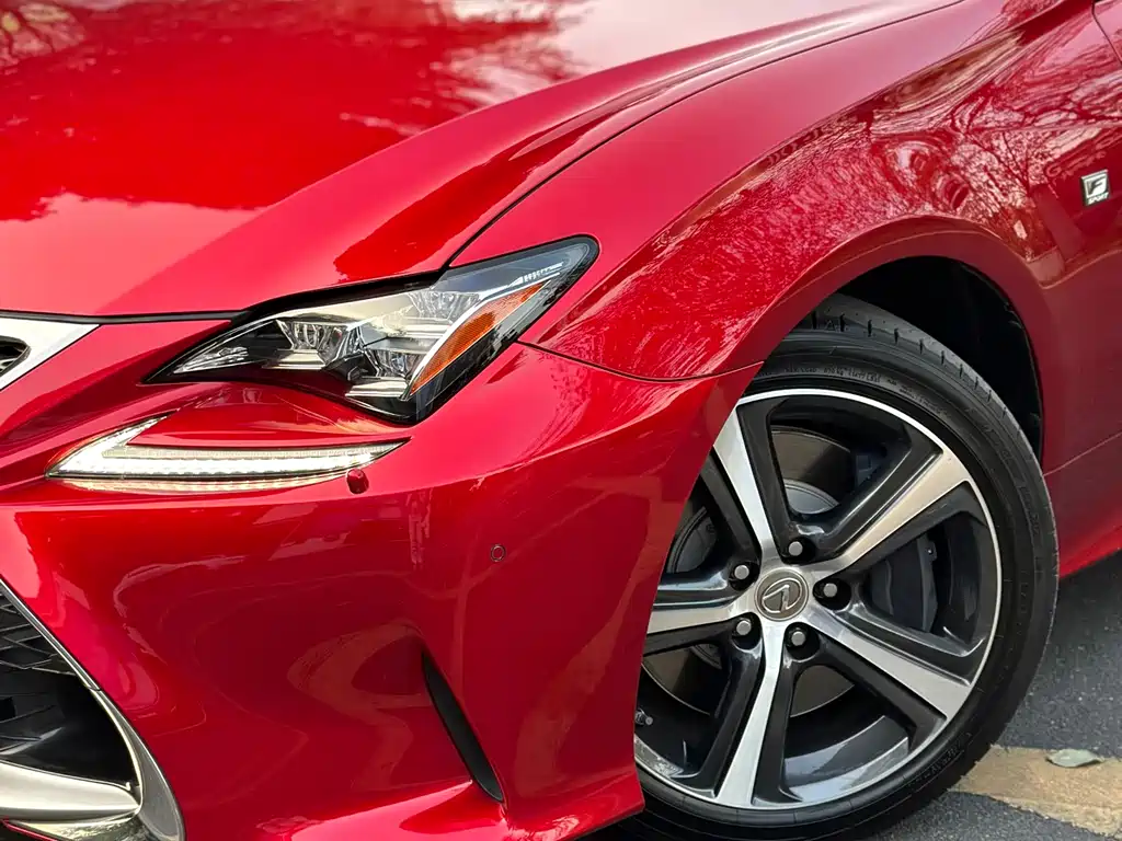 Lexus RC 300 F SPORT 2018