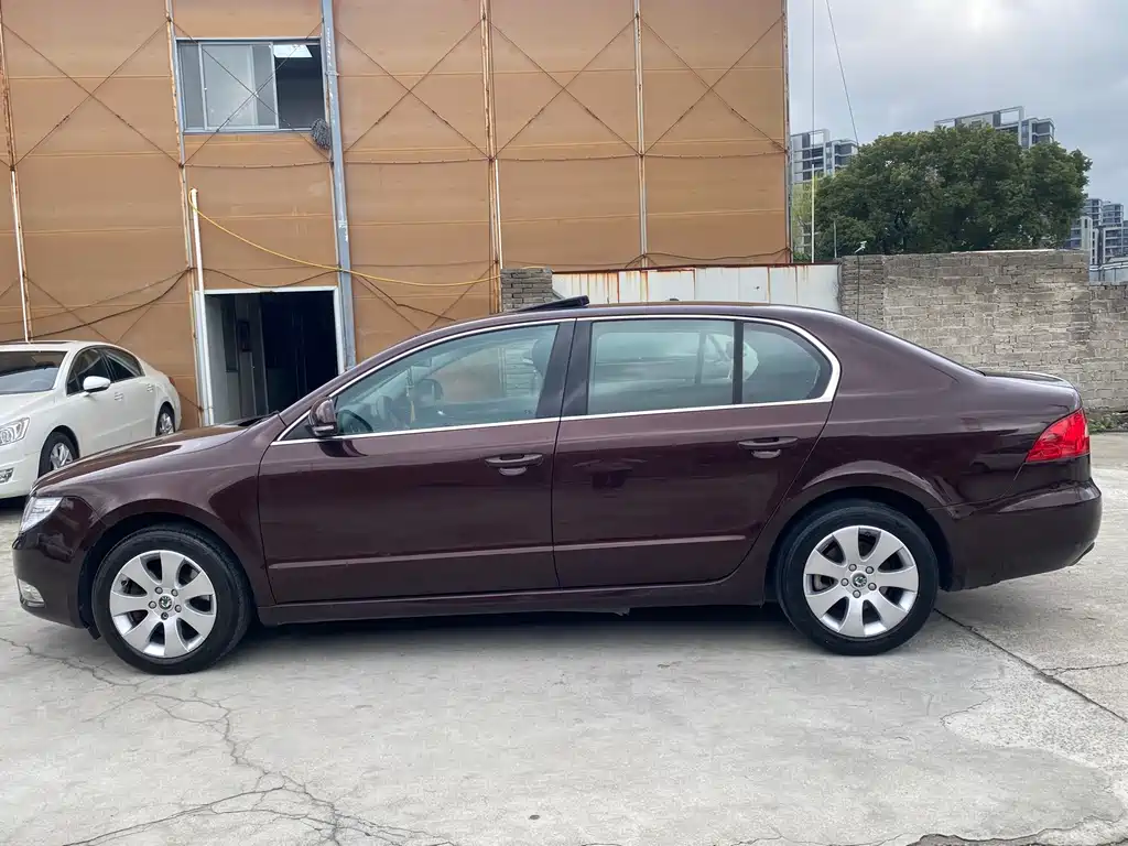 Skoda Superb 2010 1.4TSI DSG Elegance