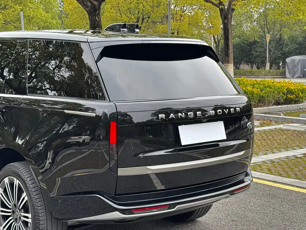 Range Rover 2024 3.0 L6 400PS Autobiography Long Wheelbase 7-Seater