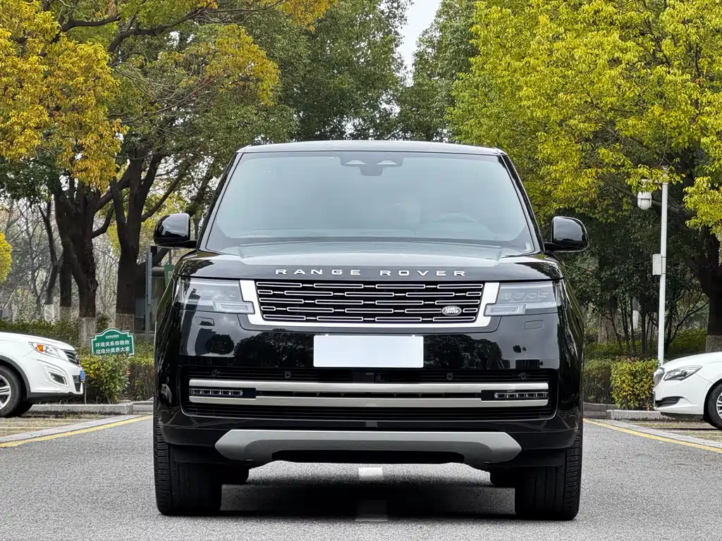 Range Rover 2024 3.0 L6 400PS Autobiography Long Wheelbase 7-Seater