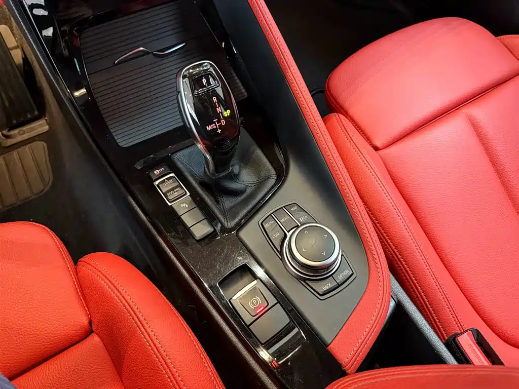BMW X2 2023 sDrive25i M Sport Night Edition