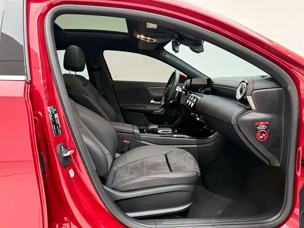 Mercedes-Benz A-Class 2023 A 200 L Fashion Edition