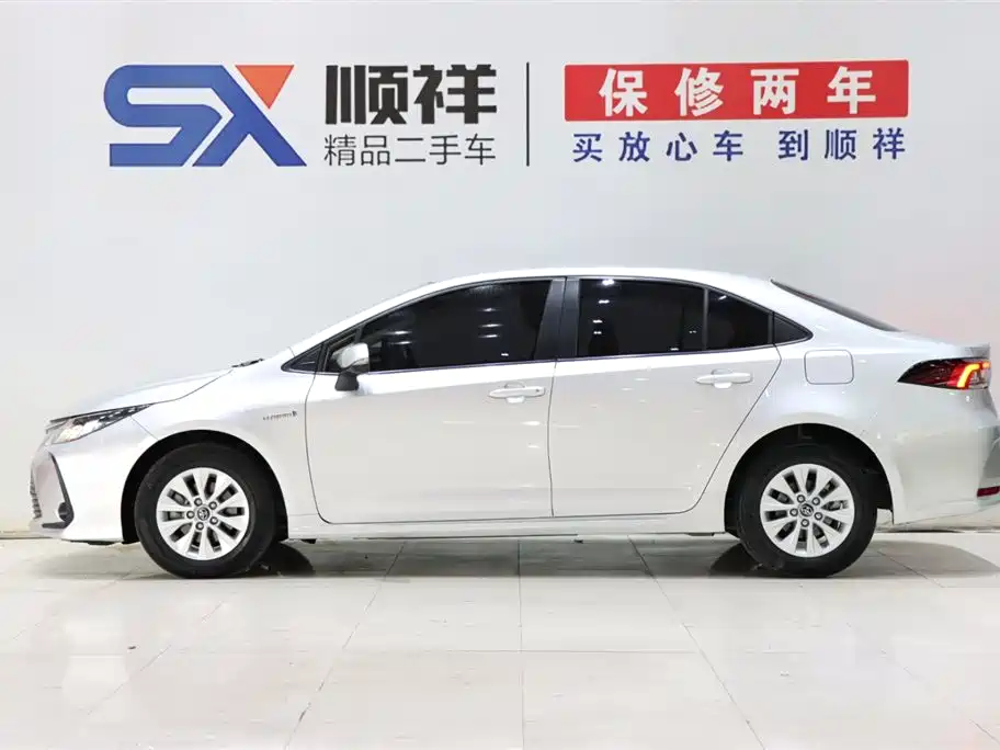 Toyota Corolla 2021 Hybrid 1.8L E-CVT Pioneer Edition