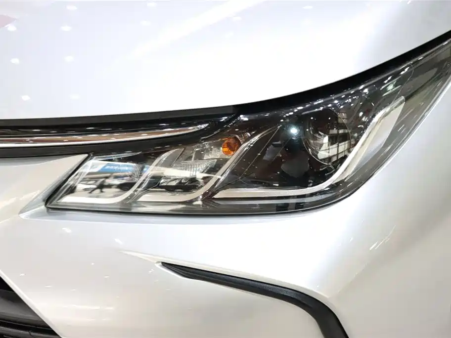 Toyota Corolla 2021 Hybrid 1.8L E-CVT Pioneer Edition
