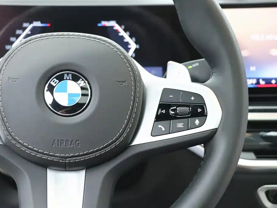 BMW X6 2023 xDrive40i M Sport Package