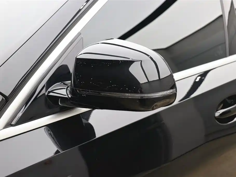 BMW X6 2023 xDrive40i M Sport Package