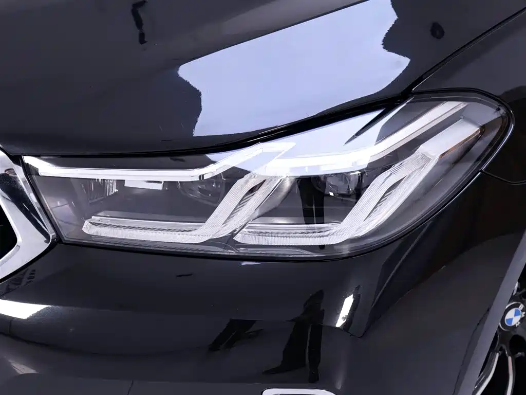 BMW 6 Series Gran Turismo 630i Luxury Line 2021