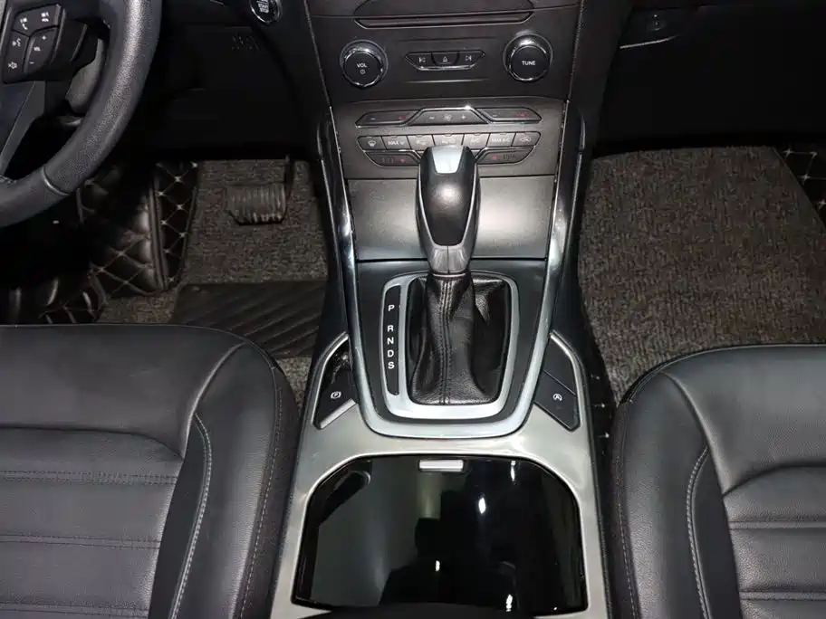 Ford Edge 2018 EcoBoost 245 AWD Hao Rui 7-Seater
