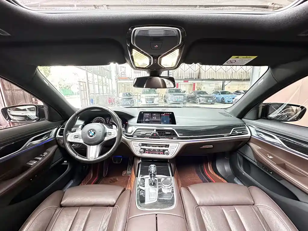 BMW 7 Series 2018 730Li Leading Edition M Sport Package