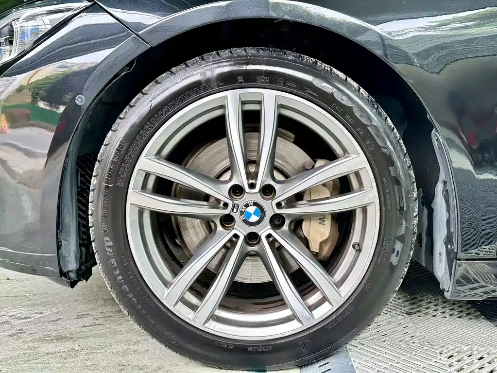 BMW 7 Series 2018 730Li Leading Edition M Sport Package