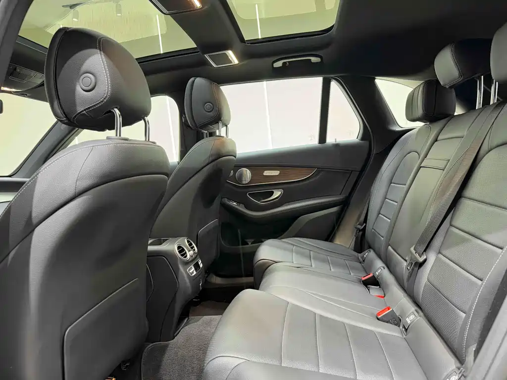 Mercedes-Benz GLC 2020 GLC 300 L 4MATIC Luxury