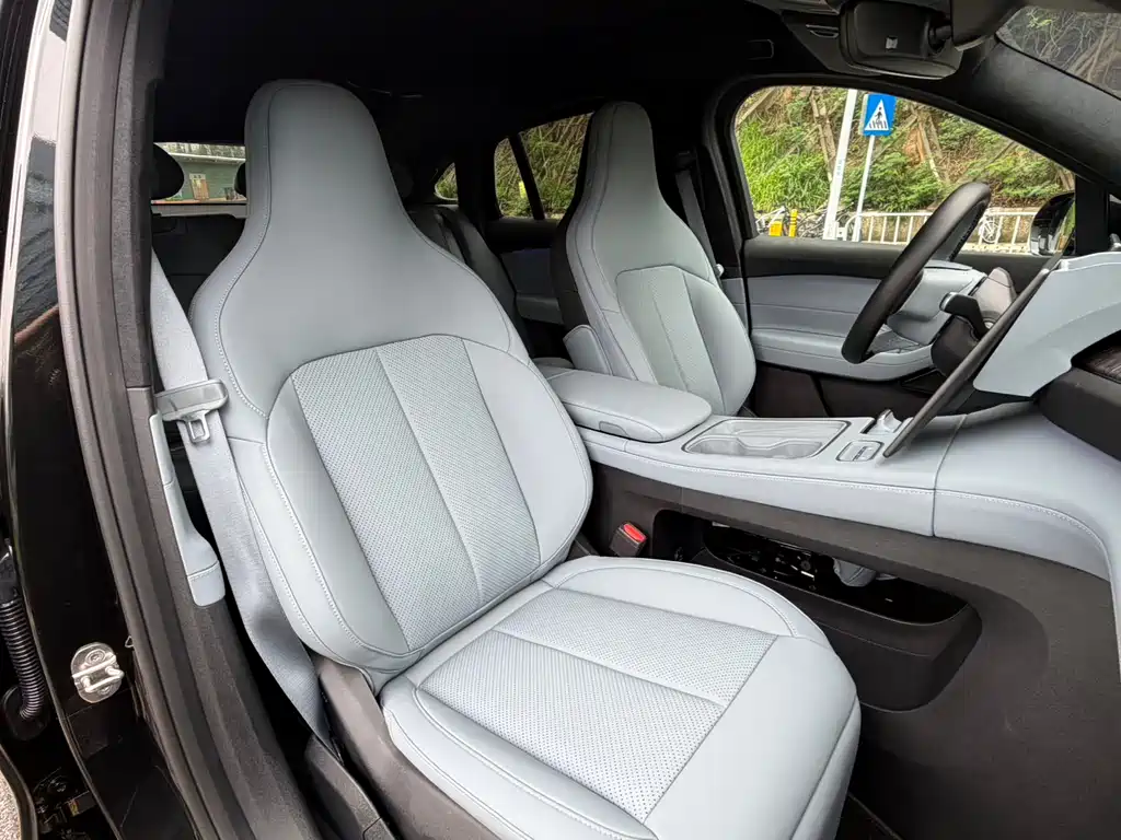 NIO EC6 2024 75kWh