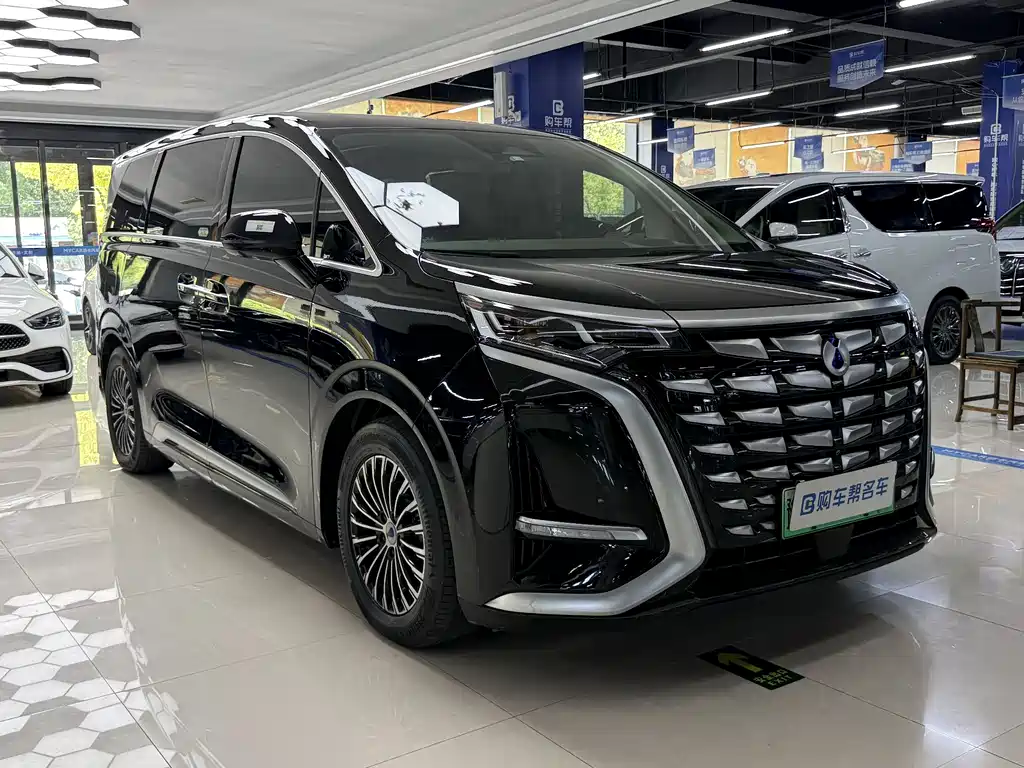 Denza D9 2022 DM-i 970 AWD Flagship Edition