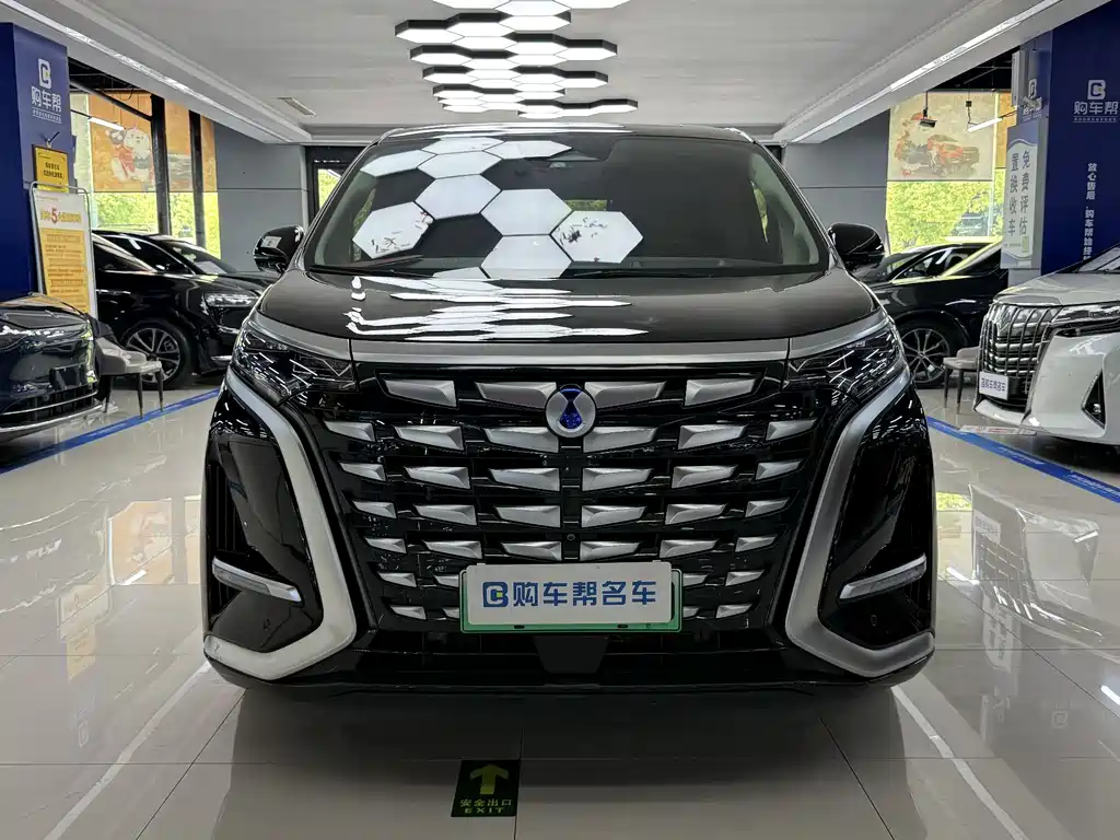 Denza D9 2022 DM-i 970 AWD Flagship Edition