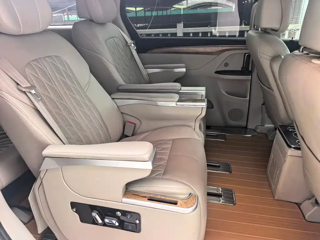 Buick GL8 2018 ES 28T Comfort China VI