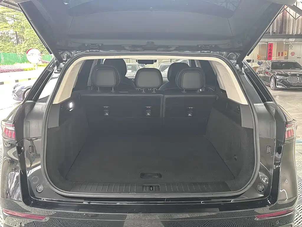 Chery Tiggo 9 2023 2.0T DCT FWD Luxury Edition 7-Seater