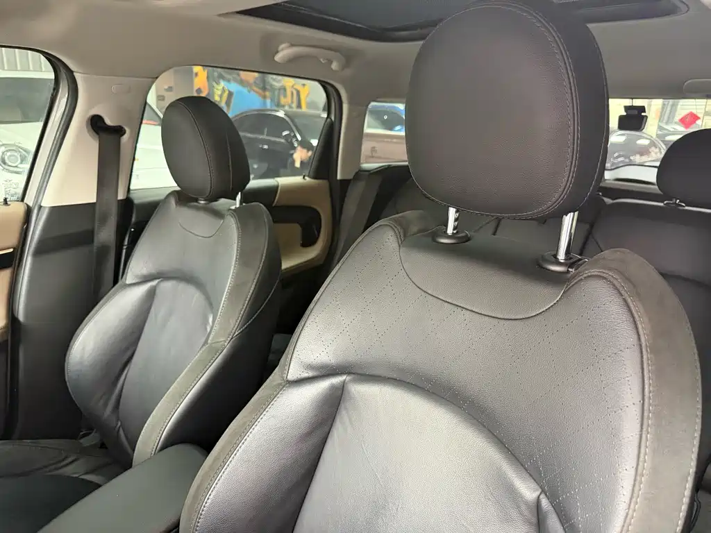 MINI Countryman 2018 1.5T COOPER ALL4 Artist