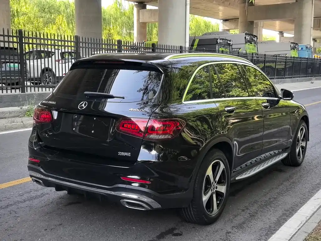 Mercedes-Benz GLC 260 L 4MATIC Dynamic Edition 2022