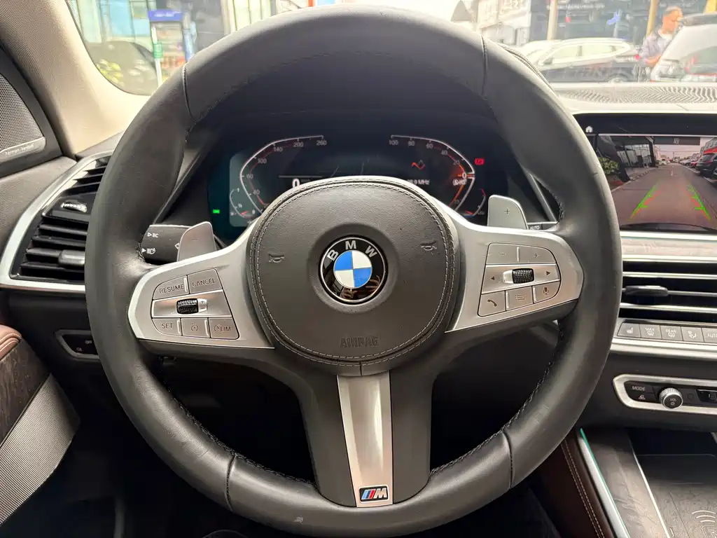 BMW X5 2022 Facelift xDrive 30Li Exclusive Edition M Sport Package