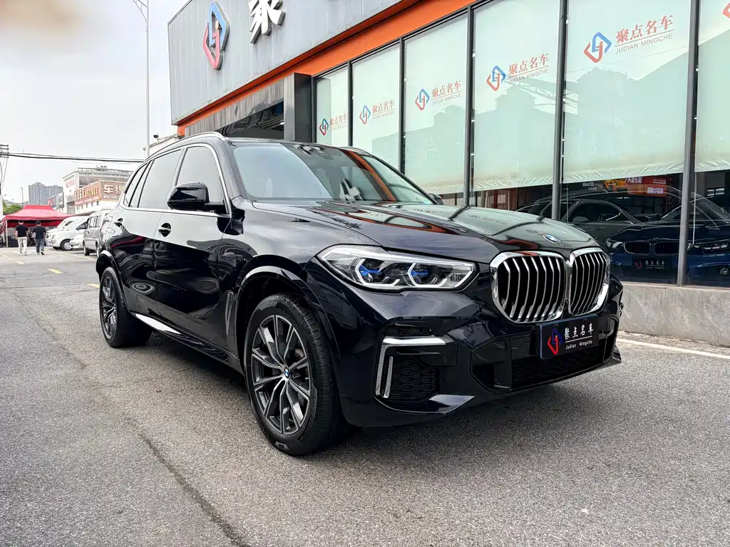 BMW X5 2022 Facelift xDrive 30Li Exclusive Edition M Sport Package