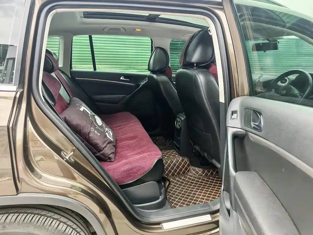 Volkswagen Tiguan 2015 1.8TSI Automatic FWD Comfort Edition