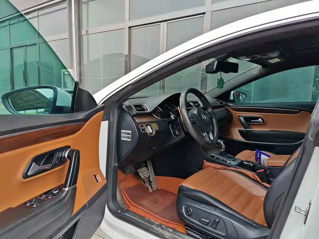 FAW-Volkswagen CC 2016 1.8TSI Luxury