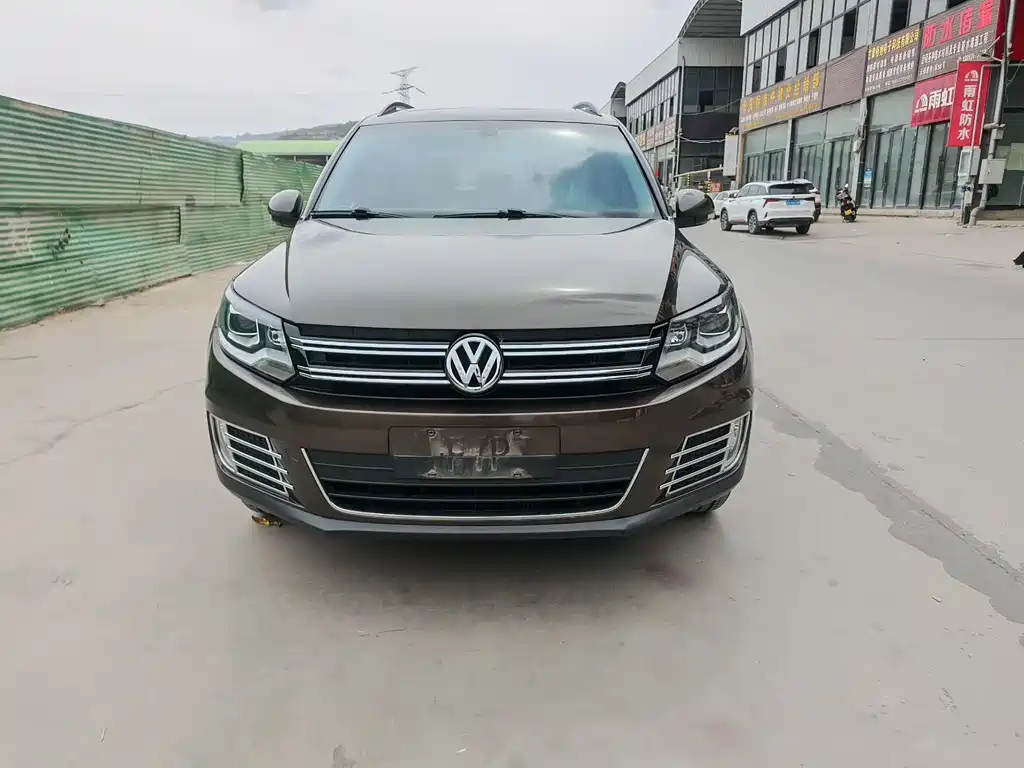 Volkswagen Tiguan 2015 1.8TSI Automatic FWD Comfort Edition