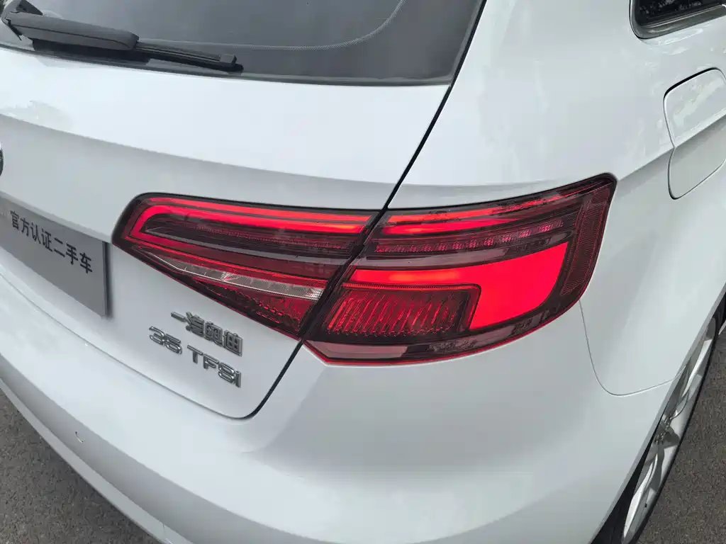 Audi A3 2018 30th Anniversary Edition Sportback 35 TFSI Entry Edition