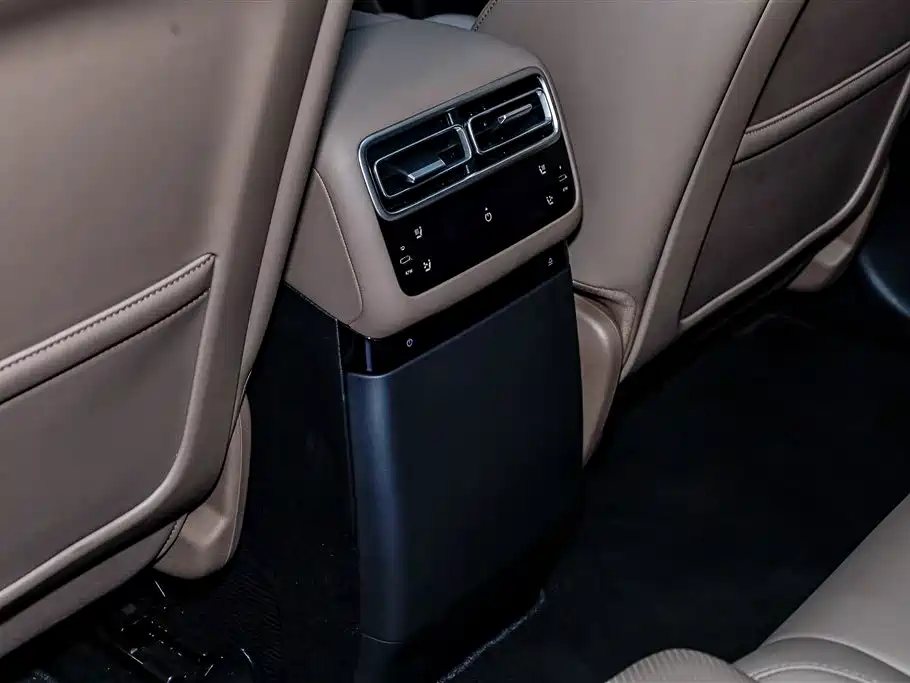 Li Auto L6 2025 Max Intelligent Refresh Edition