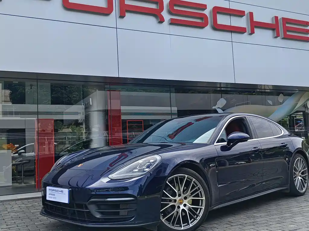 Porsche Panamera 2023 2.9T Platinum Edition