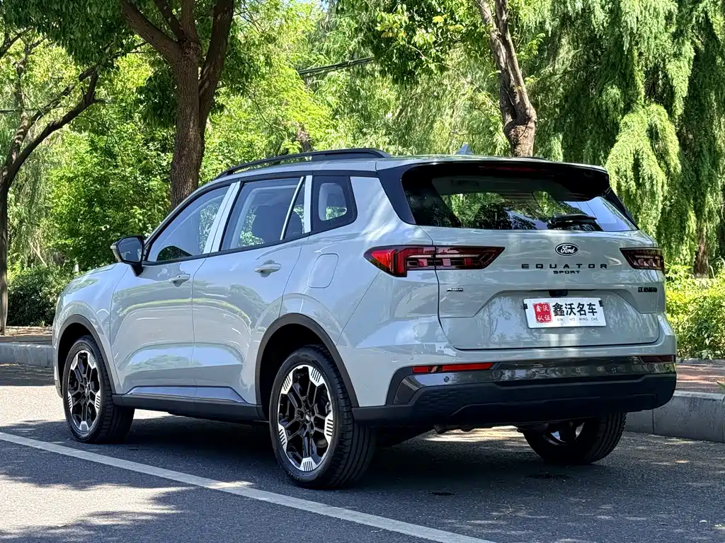 Ford Equator Sport PHEV 2025 Platinum Edition