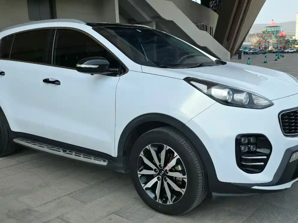 Kia KX5 2016 2.0L Automatic 2WD GLS