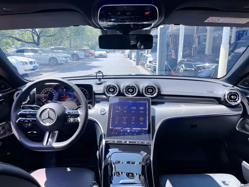 Mercedes-Benz C 260 L 2024 Night Sport Edition