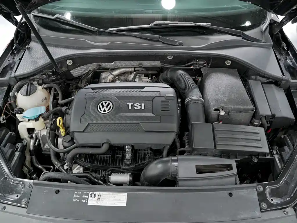 Volkswagen Passat 2017 330TSI DSG Yuzun Edition