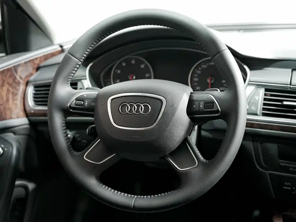 Audi A6L 2014 TFSI Standard Edition