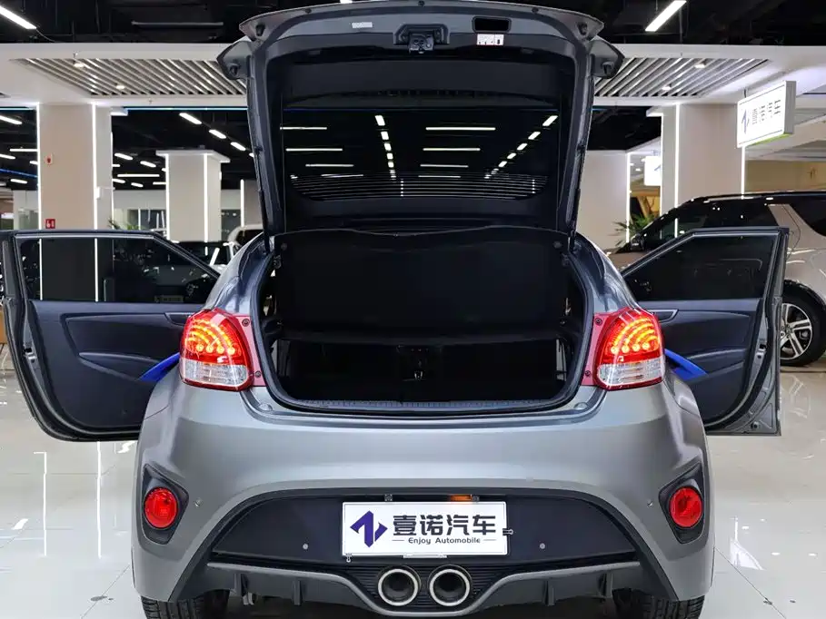 Hyundai Veloster 2015 1.6T Automatic Luxury Edition
