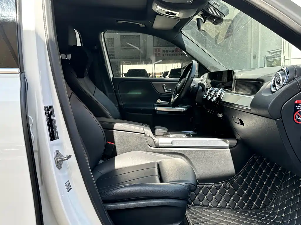 Mercedes-Benz GLB 2023 GLB 220 Dynamic Edition